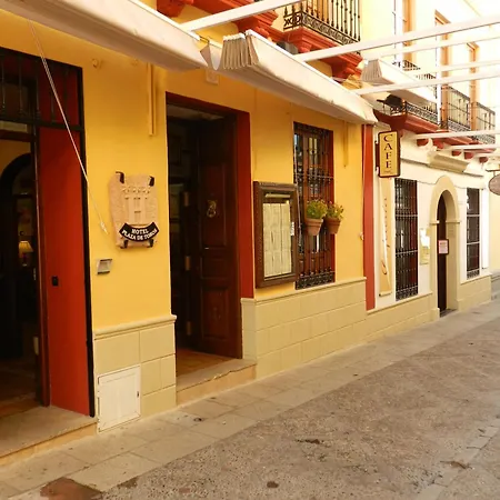 Hotel Plaza De Toros 3*