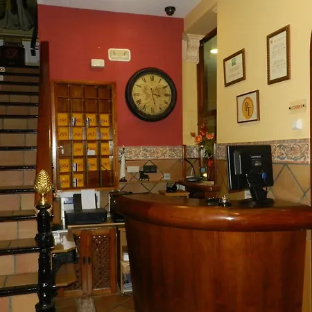 Plaza De Toros Hotel 3*