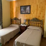 Plaza De Toros Hotel 3*