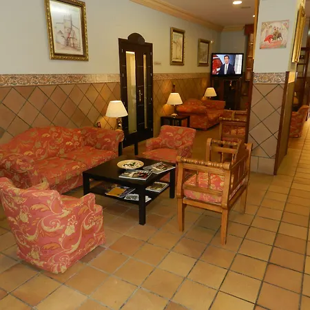 Plaza De Toros Hotel 3*