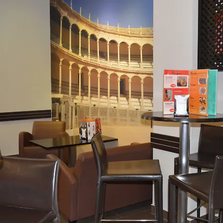 Plaza De Toros Готель