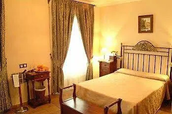 Hotel Plaza De Toros 3*